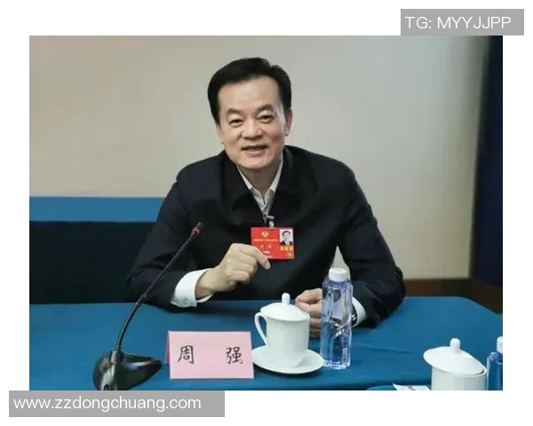 周强专访：从青涩少年到篮球巨星的奋斗与成长之路